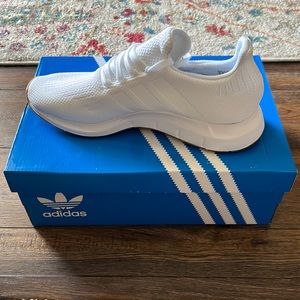 Adidas White Swift Run Shoes Brand New!